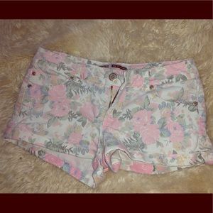 🌸Highway Floral Shorts Size 7🌸